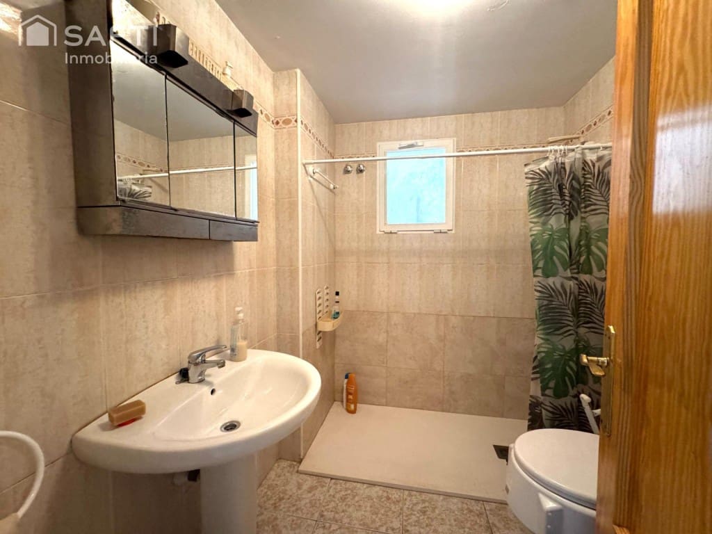 3 bedroom Apartment for sale in Pinoso - € 84,000 (Ref: 9866870)