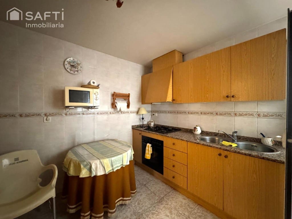 3 bedroom Apartment for sale in Pinoso - € 84,000 (Ref: 9866870)
