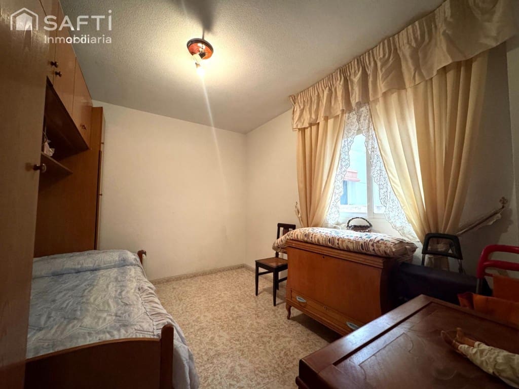 3 bedroom Apartment for sale in Pinoso - € 84,000 (Ref: 9866870)