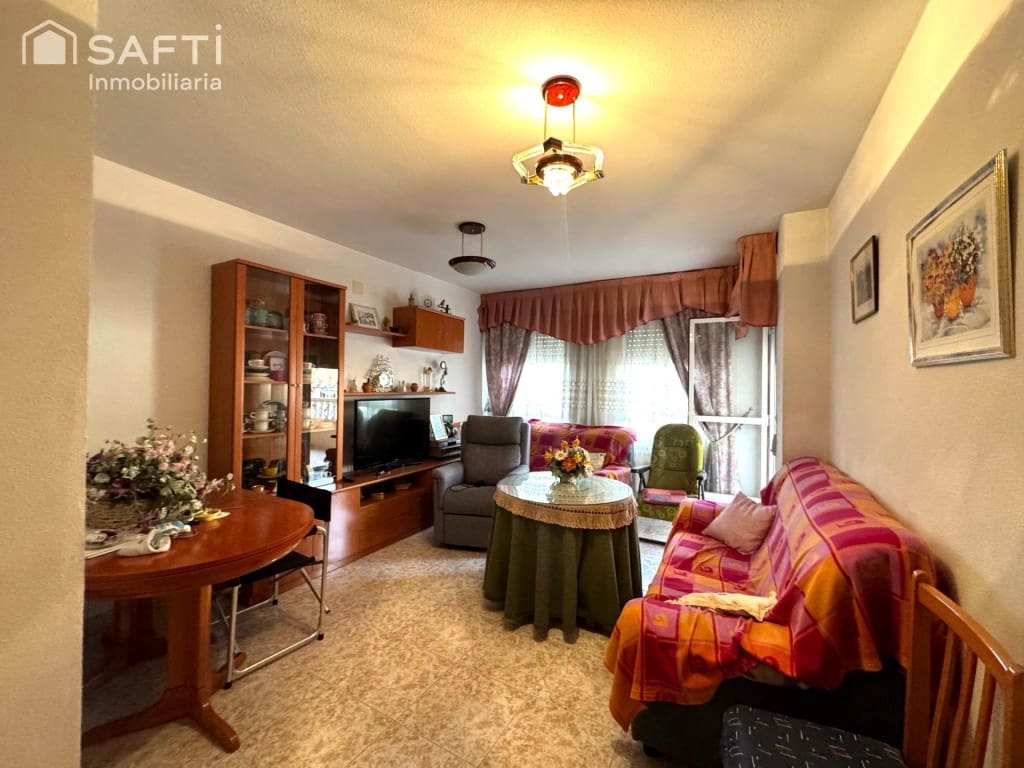 3 bedroom Apartment for sale in Pinoso - € 84,000 (Ref: 9866870)