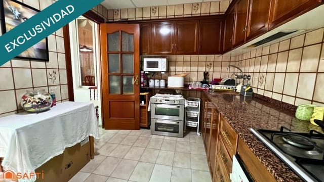 4 Zimmer Apartment zu verkaufen in Elda - 145.900 € (Ref: 9866871)