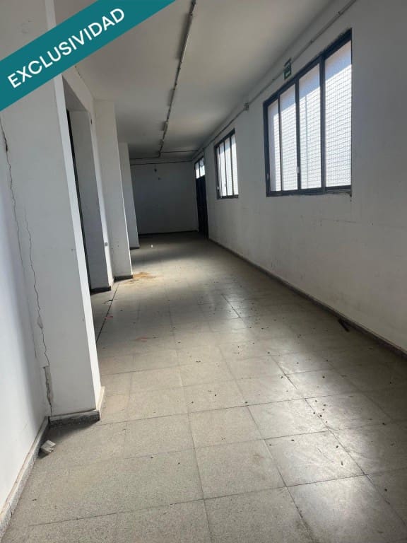 Local Commercial à vendre à Almansa - 250 000 € (Ref: 9866873)