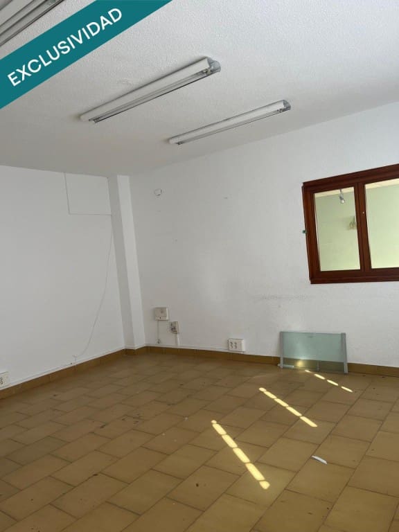 Local Commercial à vendre à Almansa - 250 000 € (Ref: 9866873)