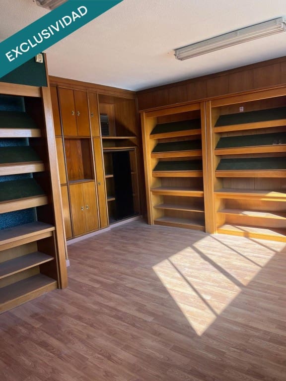 Local Commercial à vendre à Almansa - 250 000 € (Ref: 9866873)