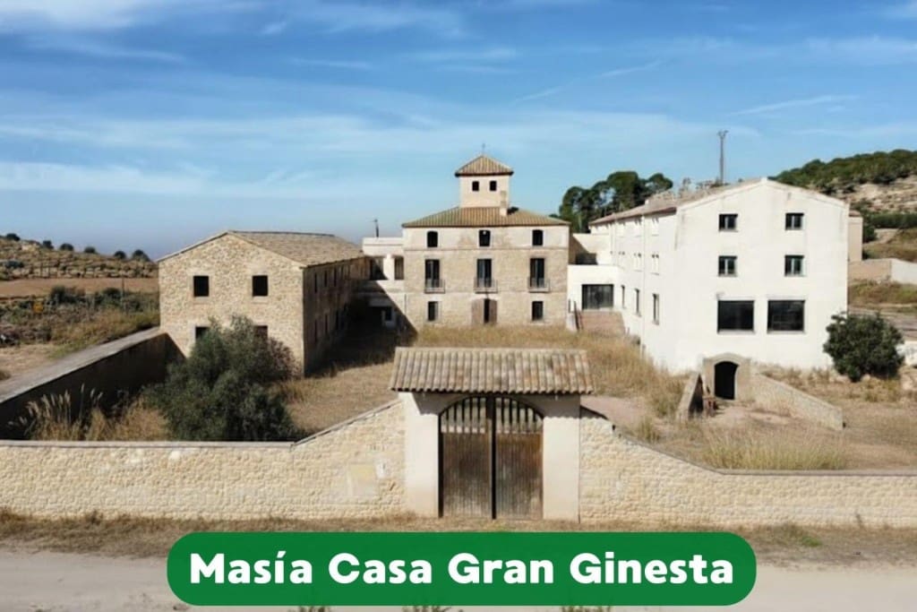 12 bedroom Finca/Country House for sale in Lleida city - € 450,000 (Ref: 9866874)