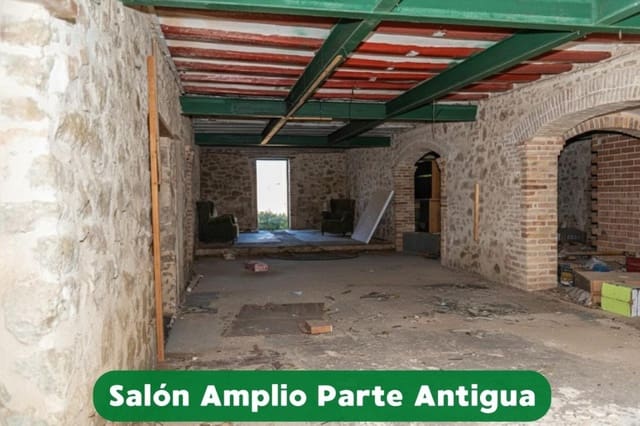 12 bedroom Finca/Country House for sale in Lleida city - € 450,000 (Ref: 9866874)