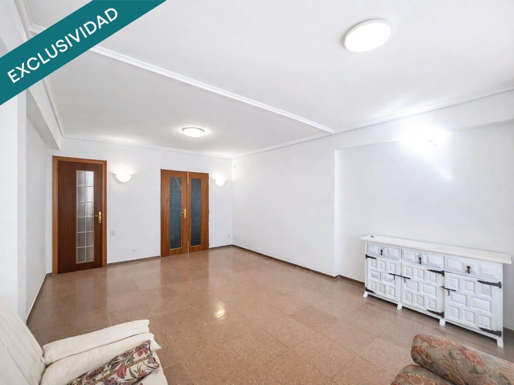 4 bedroom Apartment for sale in Ontinyent - € 125,000 (Ref: 9868468)