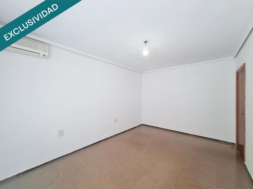 4 bedroom Apartment for sale in Ontinyent - € 125,000 (Ref: 9868468)