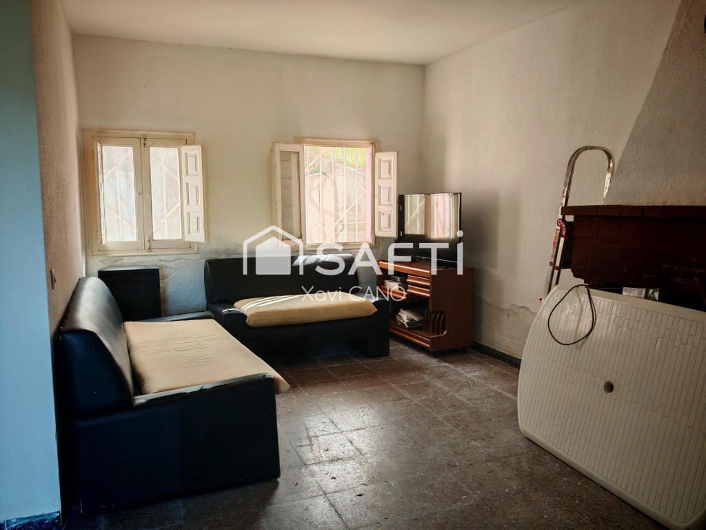 3 bedroom Villa for sale in Fogars de la Selva - € 220,000 (Ref: 9868472)
