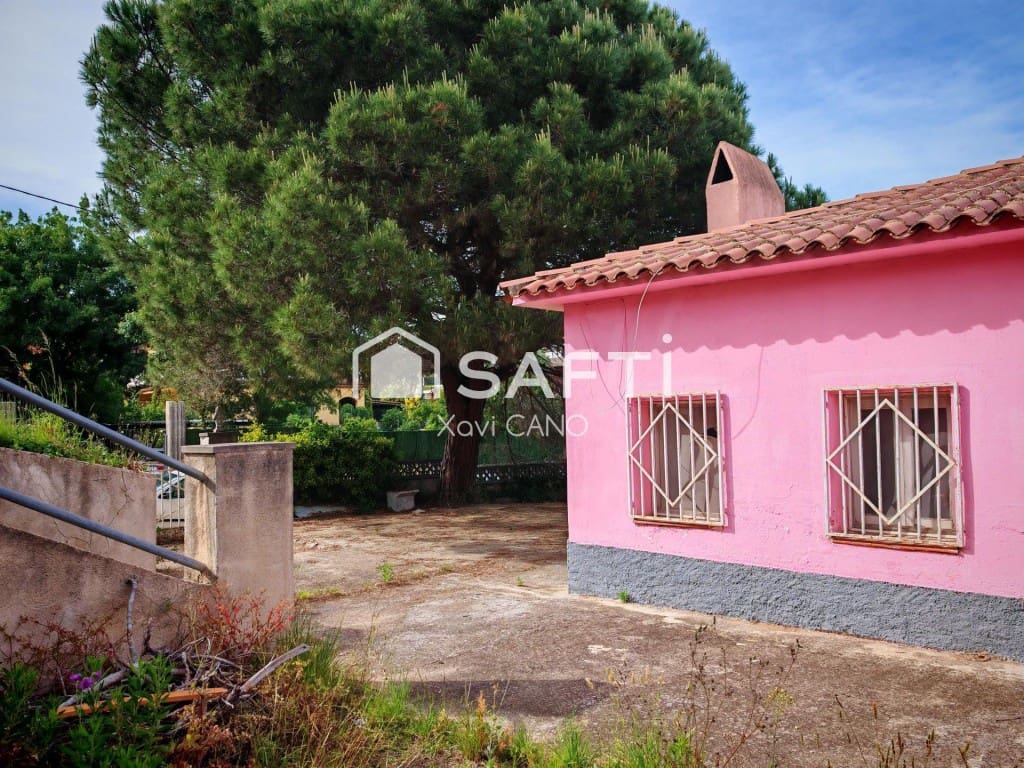 3 bedroom Villa for sale in Fogars de la Selva - € 220,000 (Ref: 9868472)