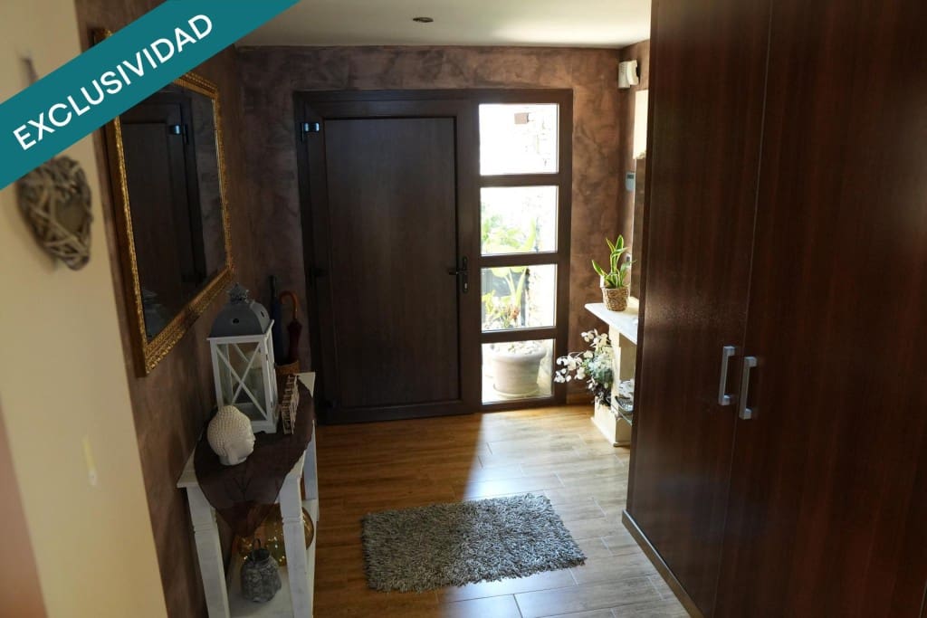 4 makuuhuone Huvila myytävänä paikassa Santa Cristina d'Aro mukana uima-altaan 
autotalli - 1 049 500 € (Ref: 9868474)