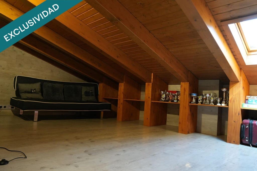 4 makuuhuone Huvila myytävänä paikassa Santa Cristina d'Aro mukana uima-altaan 
autotalli - 1 049 500 € (Ref: 9868474)