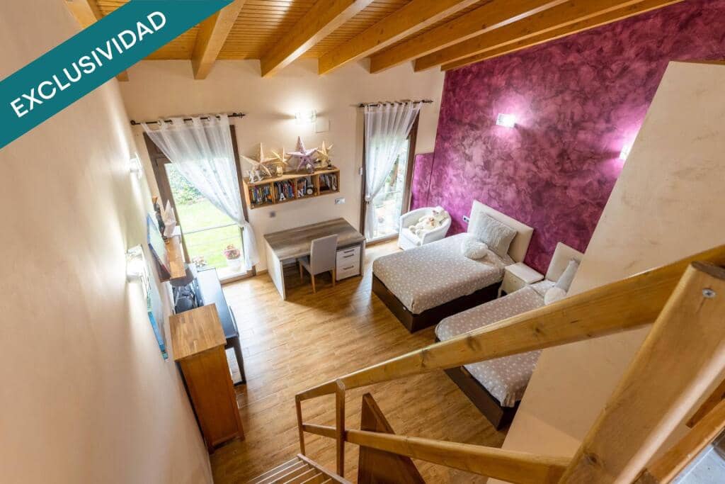 4 sypialnia Willa na sprzedaż w Santa Cristina d'Aro z basenem garażem - 999 500 € (Ref: 9868474)