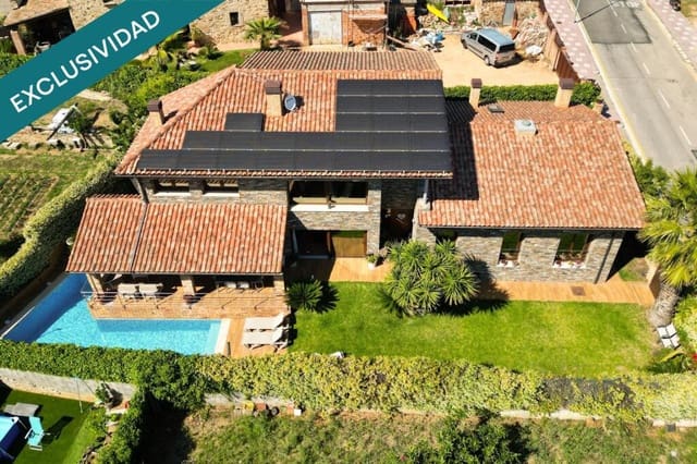 4 quarto Moradia para venda em Santa Cristina d'Aro com piscina garagem - 1 049 500 € (Ref: 9868474)