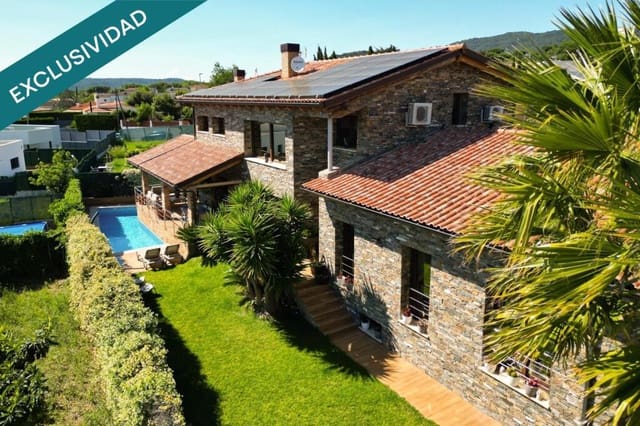 4 quarto Moradia para venda em Santa Cristina d'Aro com piscina garagem - 1 049 500 € (Ref: 9868474)