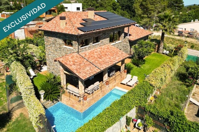 4 quarto Moradia para venda em Santa Cristina d'Aro com piscina garagem - 1 049 500 € (Ref: 9868474)