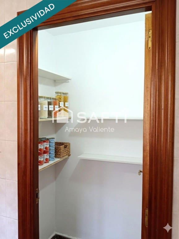 4 bedroom Apartment for sale in Andorra - € 115,000 (Ref: 9868475)