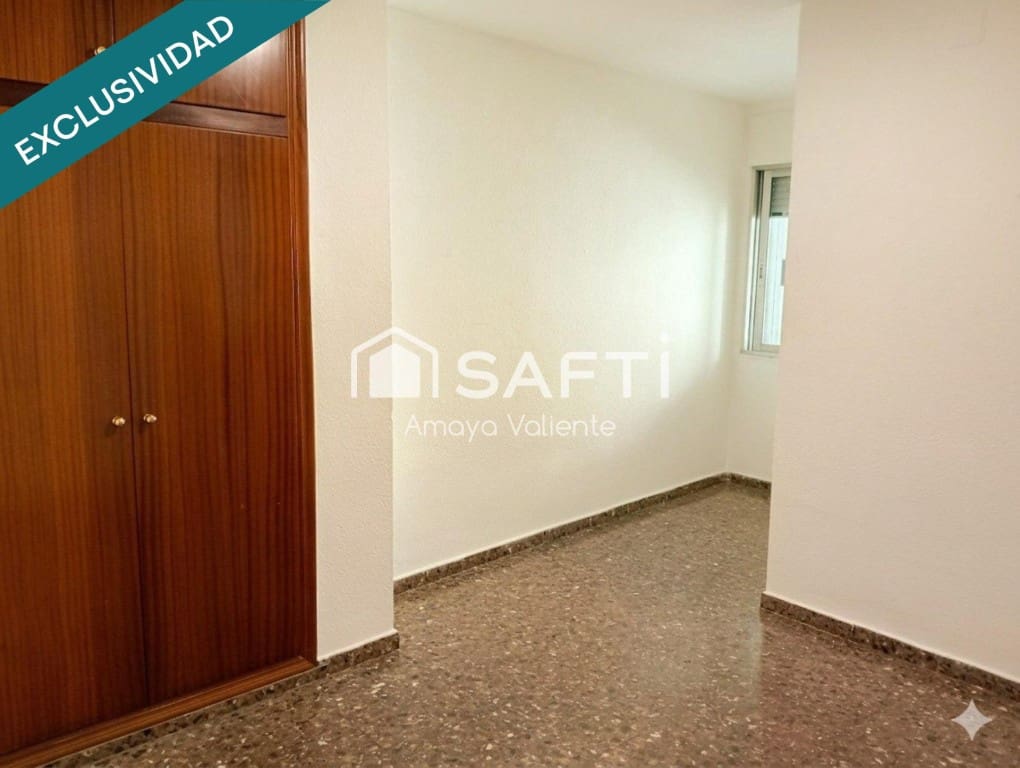 4 bedroom Apartment for sale in Andorra - € 115,000 (Ref: 9868475)