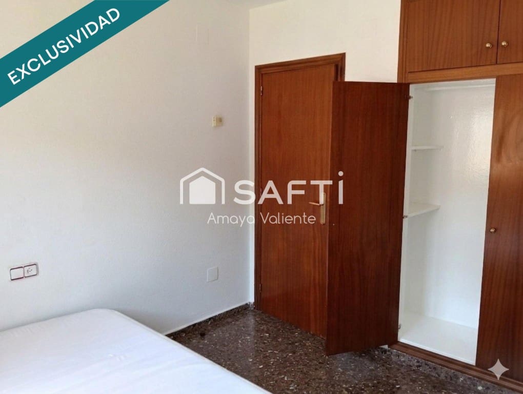 4 bedroom Apartment for sale in Andorra - € 115,000 (Ref: 9868475)