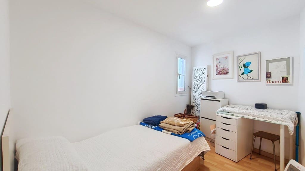 2 soverom Villa til salgs i Olesa de Montserrat med svømmebasseng - € 295 000 (Ref: 9873162)
