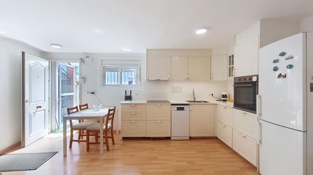 2 soverom Villa til salgs i Olesa de Montserrat med svømmebasseng - € 295 000 (Ref: 9873162)