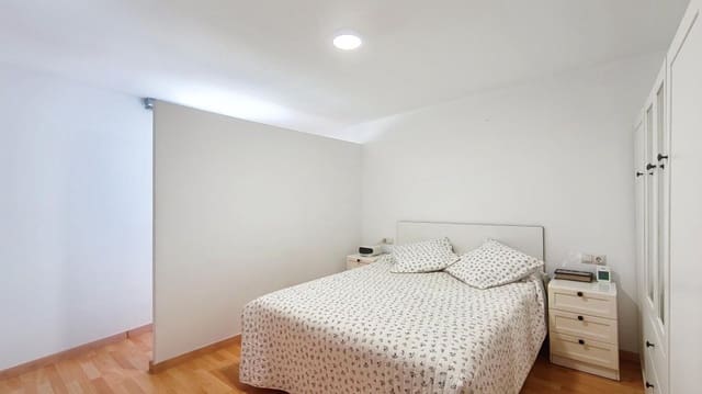 2 soverom Villa til salgs i Olesa de Montserrat med svømmebasseng - € 295 000 (Ref: 9873162)