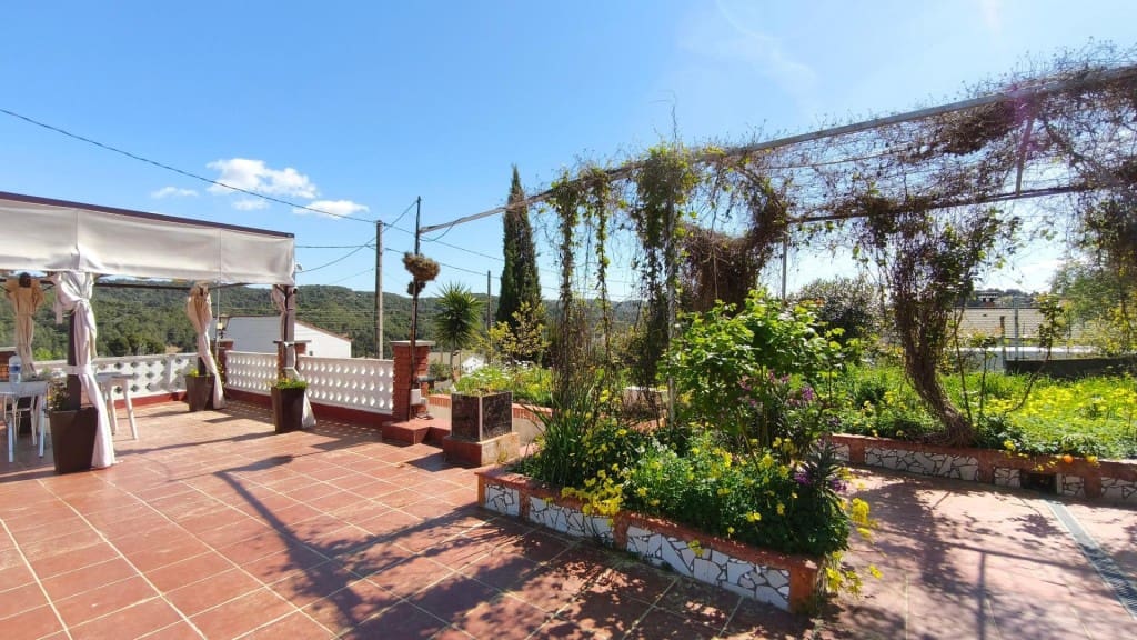 2 soverom Villa til salgs i Olesa de Montserrat med svømmebasseng - € 295 000 (Ref: 9873162)