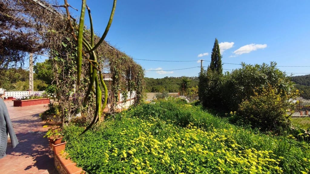 2 soverom Villa til salgs i Olesa de Montserrat med svømmebasseng - € 295 000 (Ref: 9873162)