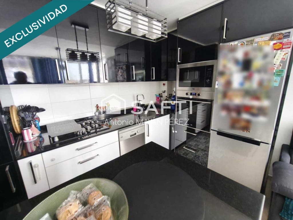 3 bedroom Apartment for sale in Ribeira with garage - € 189,000 (Ref: 9873163)