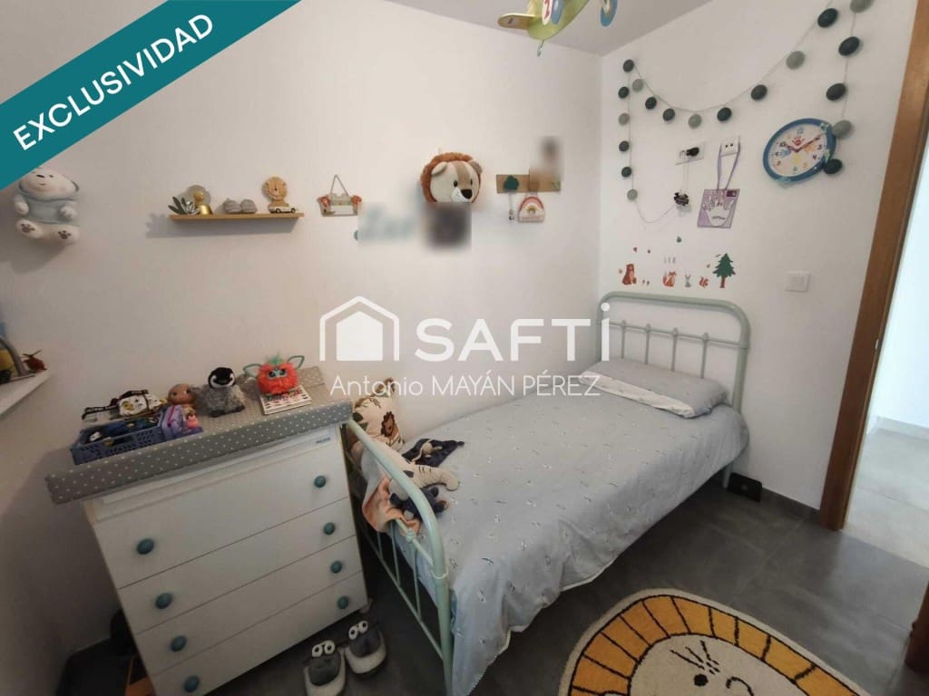 3 bedroom Apartment for sale in Ribeira with garage - € 189,000 (Ref: 9873163)