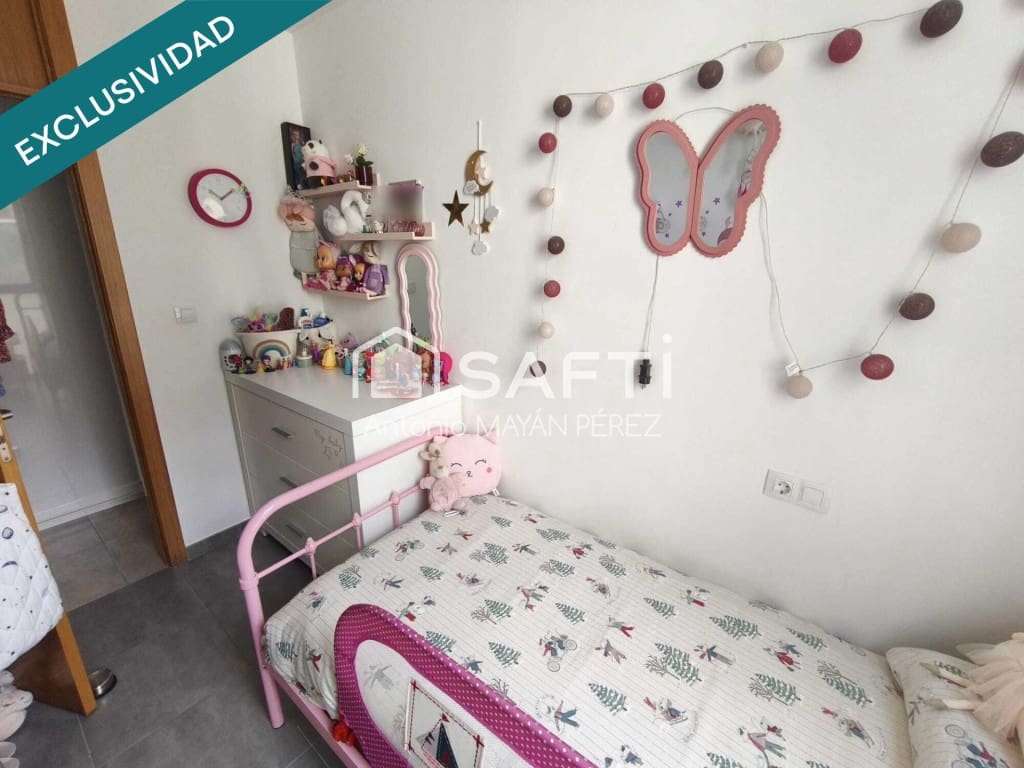 3 bedroom Apartment for sale in Ribeira with garage - € 189,000 (Ref: 9873163)