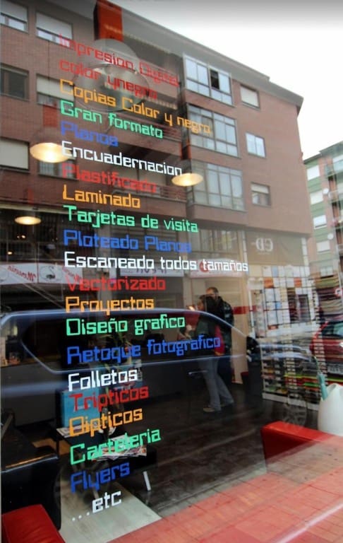 Commercial for sale in Ponferrada - € 250,000 (Ref: 9873165)