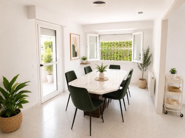 4 sypialnia Willa na sprzedaż w Gandia z basenem garażem - 479 000 € (Ref: 9873166)