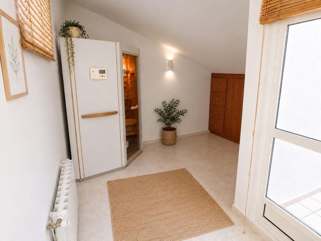 4 sypialnia Willa na sprzedaż w Gandia z basenem garażem - 479 000 € (Ref: 9873166)