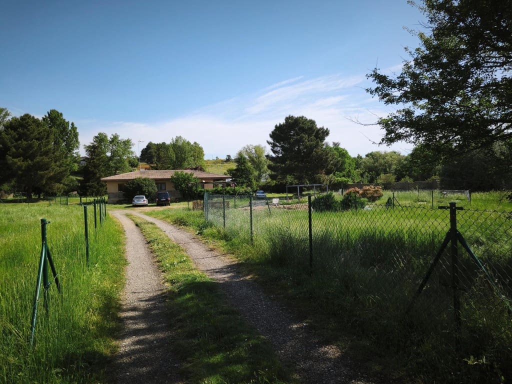 5 soverom Villa til salgs i San Andres del Rabanedo med svømmebasseng garasje - € 325 000 (Ref: 9873167)
