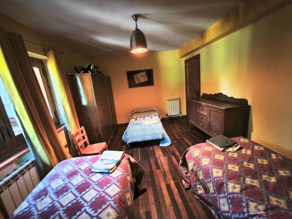 5 soverom Villa til salgs i San Andres del Rabanedo med svømmebasseng garasje - € 325 000 (Ref: 9873167)