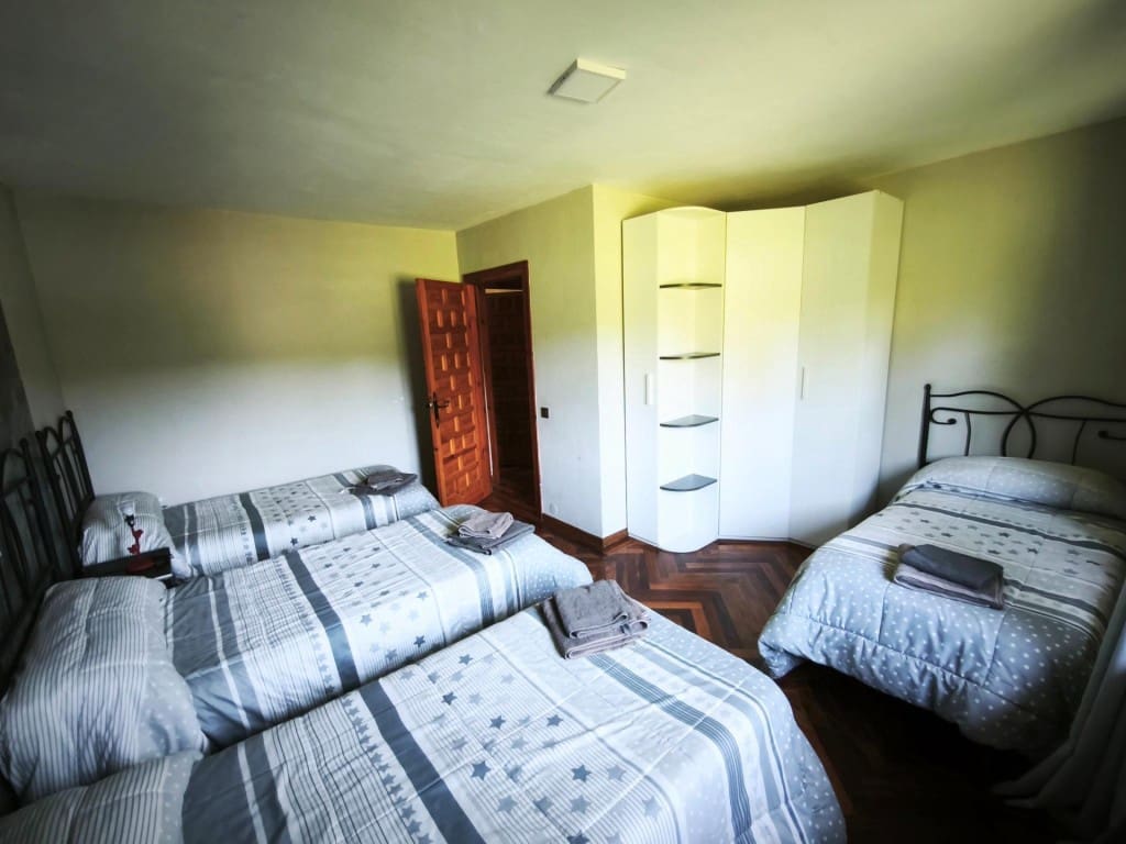 5 soverom Villa til salgs i San Andres del Rabanedo med svømmebasseng garasje - € 325 000 (Ref: 9873167)