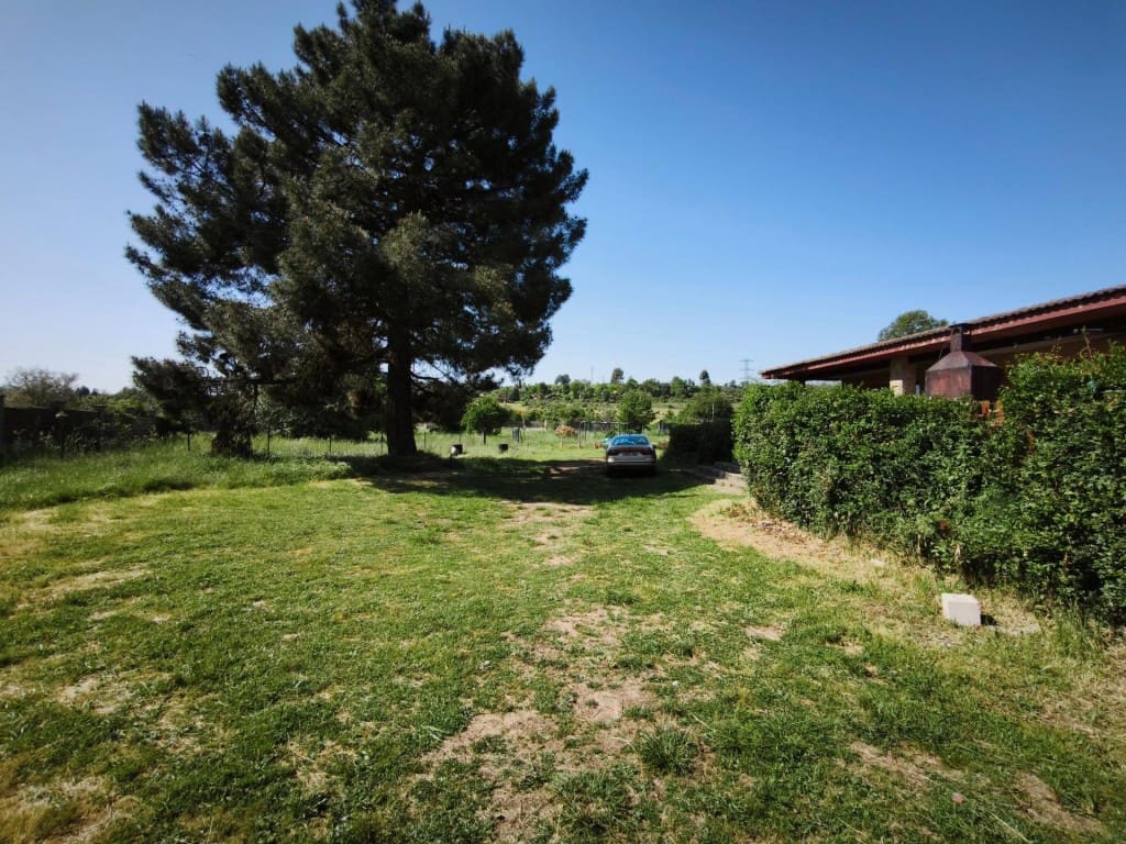 5 soverom Villa til salgs i San Andres del Rabanedo med svømmebasseng garasje - € 325 000 (Ref: 9873167)