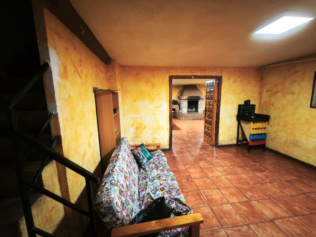 5 soverom Villa til salgs i San Andres del Rabanedo med svømmebasseng garasje - € 325 000 (Ref: 9873167)