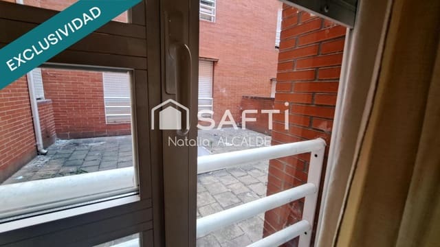 3 soverom Leilighet til salgs i Ponferrada med garasje - € 135 000 (Ref: 9875966)