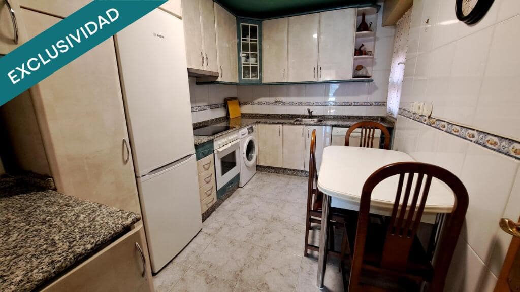 3 bedroom Apartment for sale in Ponferrada with garage - € 135,000 (Ref: 9875966)