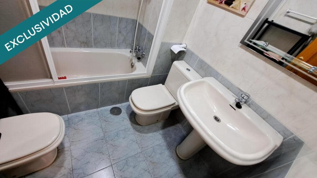 3 bedroom Apartment for sale in Ponferrada with garage - € 135,000 (Ref: 9875966)