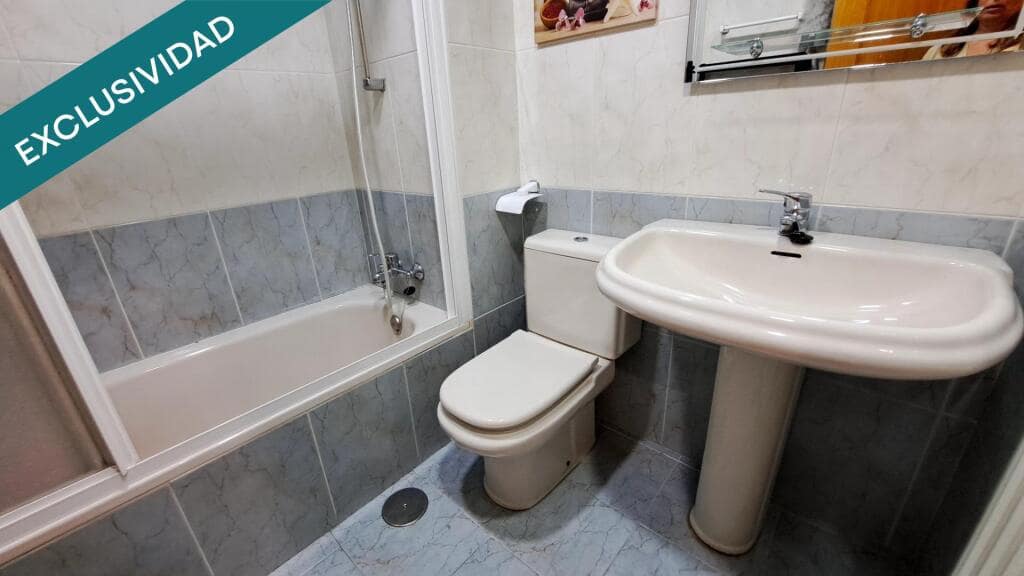 3 bedroom Apartment for sale in Ponferrada with garage - € 135,000 (Ref: 9875966)