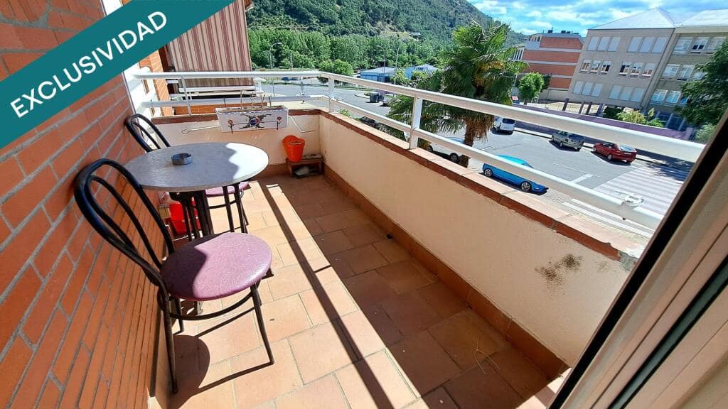 3 bedroom Apartment for sale in Ponferrada with garage - € 135,000 (Ref: 9875966)