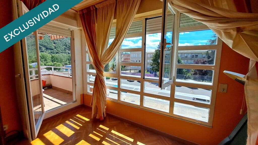 3 bedroom Apartment for sale in Ponferrada with garage - € 135,000 (Ref: 9875966)