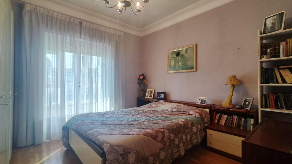 Office for sale in Leon city - € 290,000 (Ref: 9875967)
