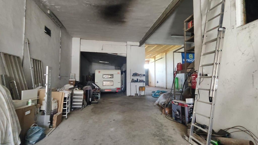 Office for sale in Leon city - € 290,000 (Ref: 9875967)