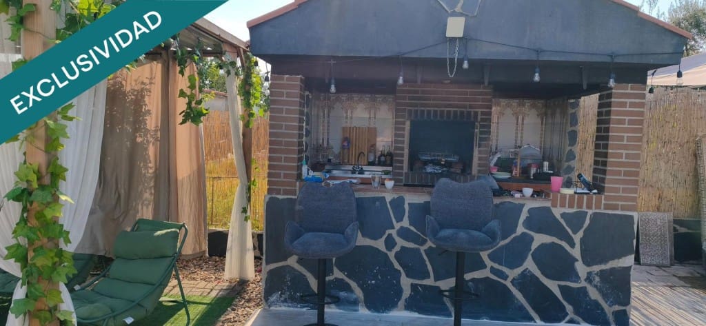 3 bedroom Villa for sale in Yuncos - € 299,000 (Ref: 9875968)