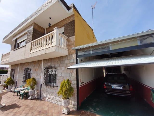 5 chambre Villa/Maison à vendre à San Andrés del Rabanedo avec piscine garage - 400 000 € (Ref: 9875970)