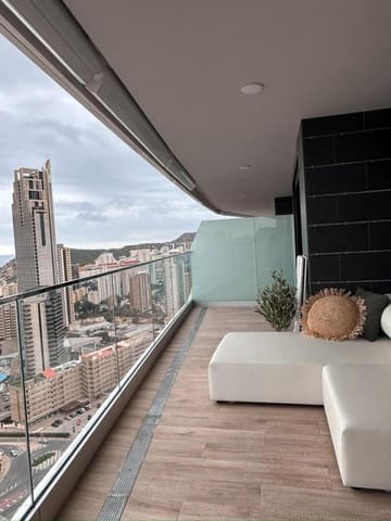 2 soveværelse Lejlighed til salg i Playa Poniente, Benidorm med swimmingpool garage - € 826.000 (Ref: 9878252)